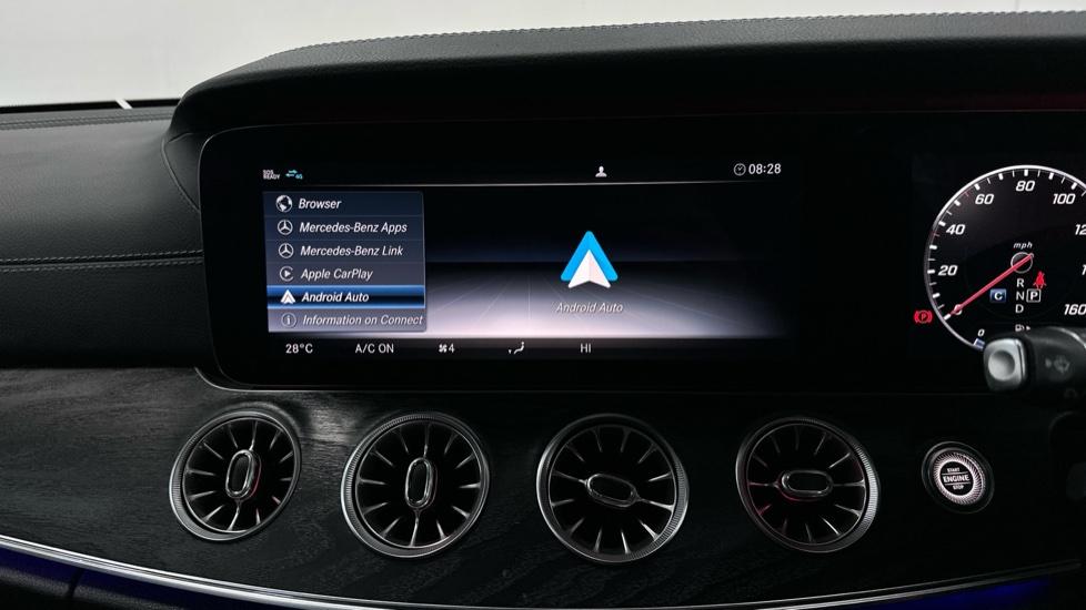 Apple Car Play & Android Auto