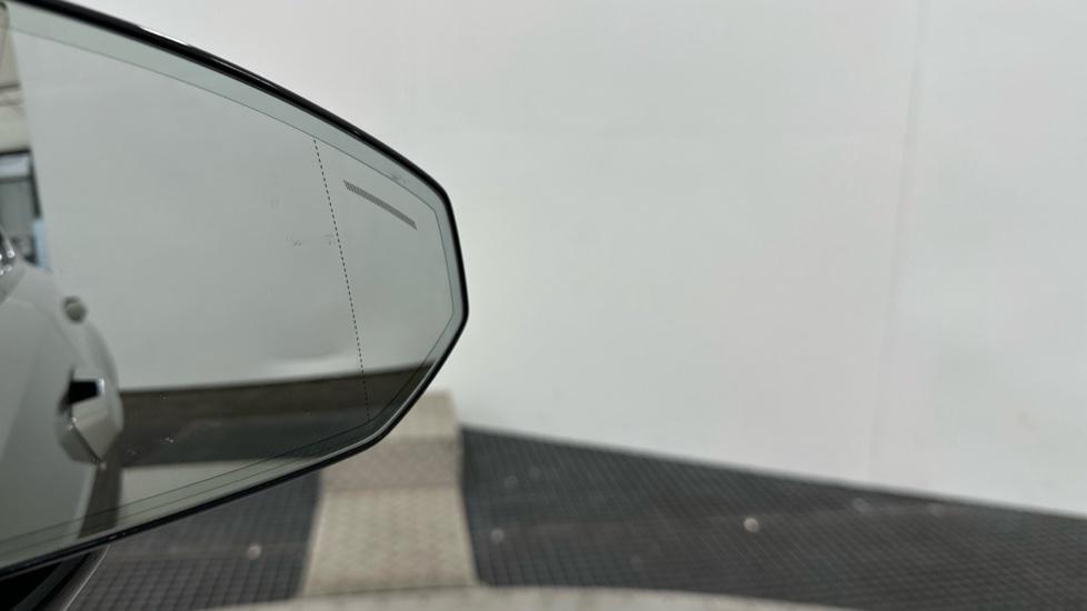 Blind Spot Monitoring System 