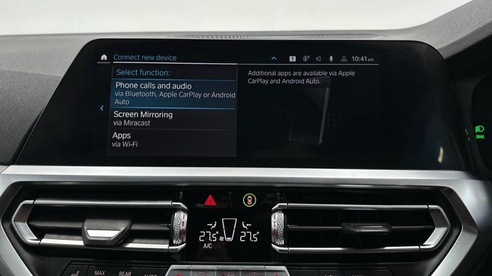 Apple Car Play & Android Auto