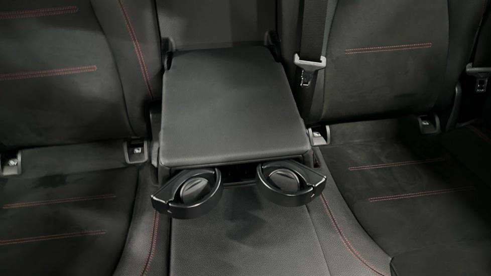 Rear Armrest/ Cup Holder