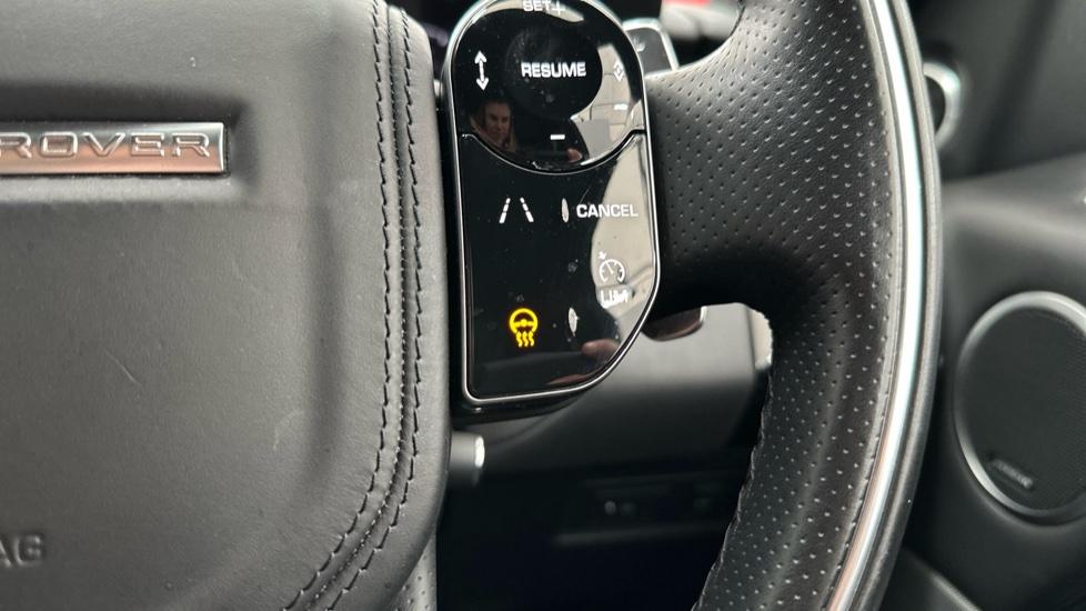 Heated Steering Wheel /Lane Assist 