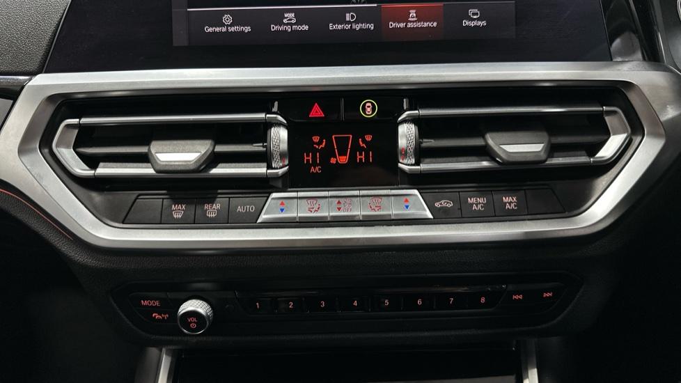 Air Conditioning /Dual Climate Control 