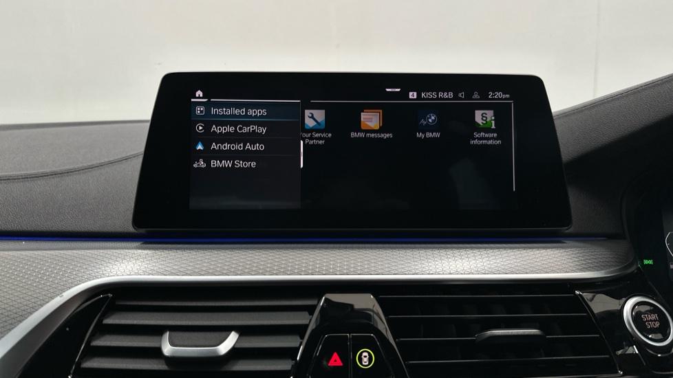 Apple Car Play & Android Auto