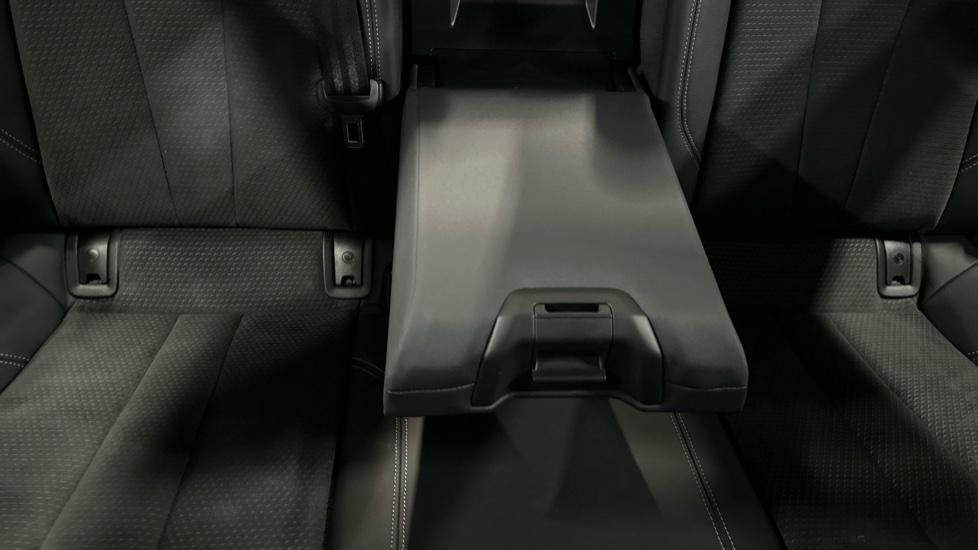 Rear Armrest 