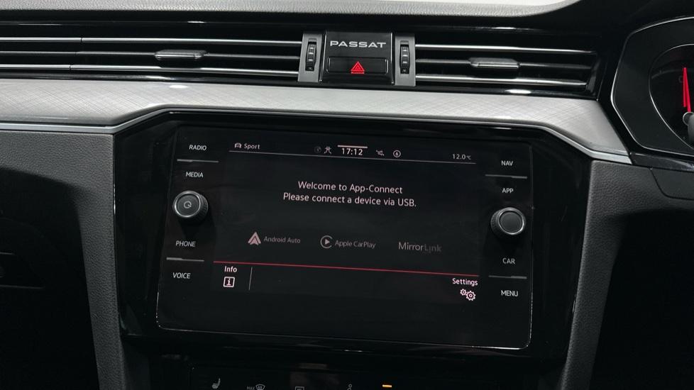 Apple Car Play