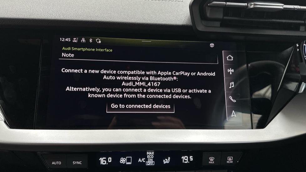 Apple Car Play & Android Auto