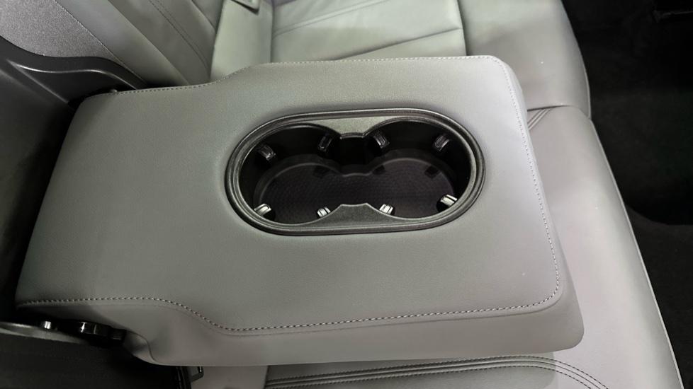 Rear Armrest/ Cup Holder