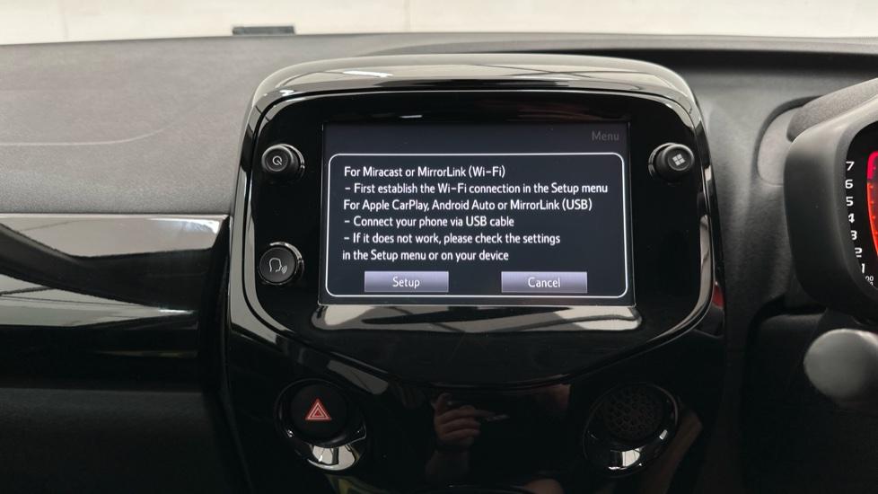 Apple Car Play & Android Auto