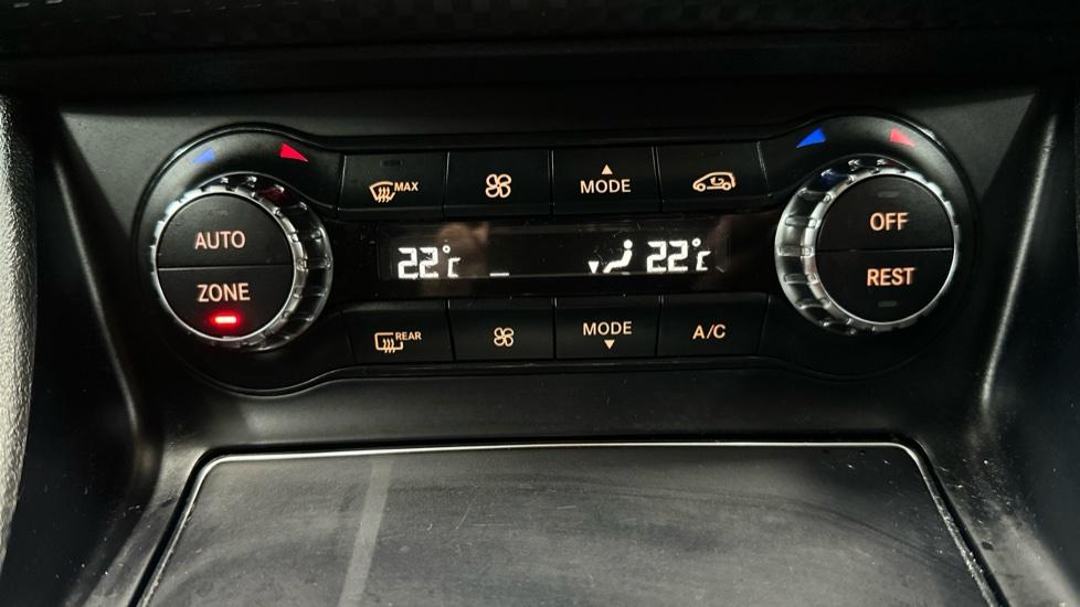 Air Conditioning /Dual Climate Control 