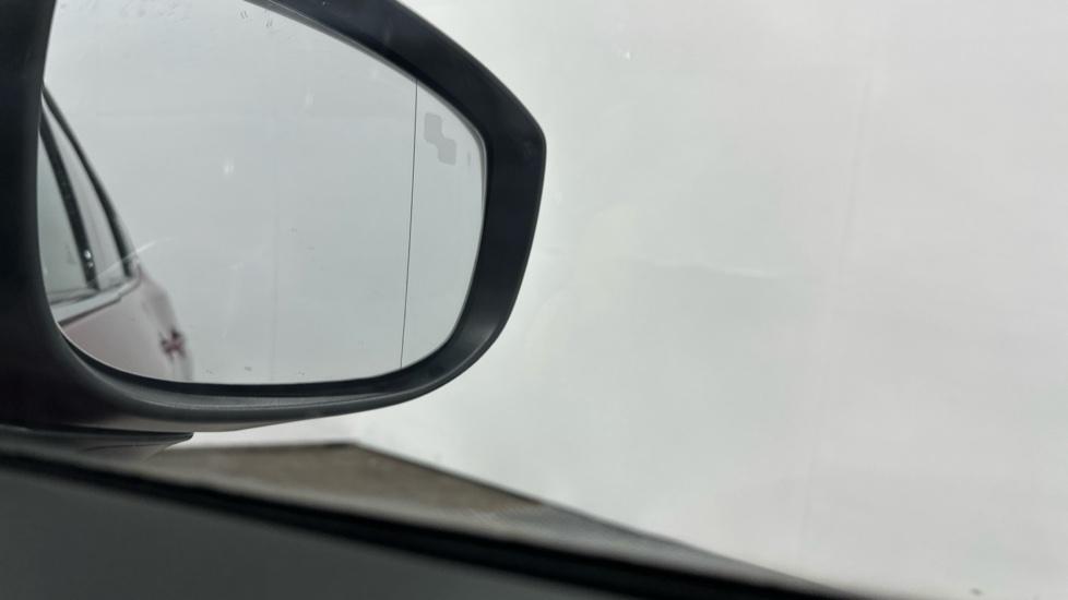 Blind Spot Monitoring System 