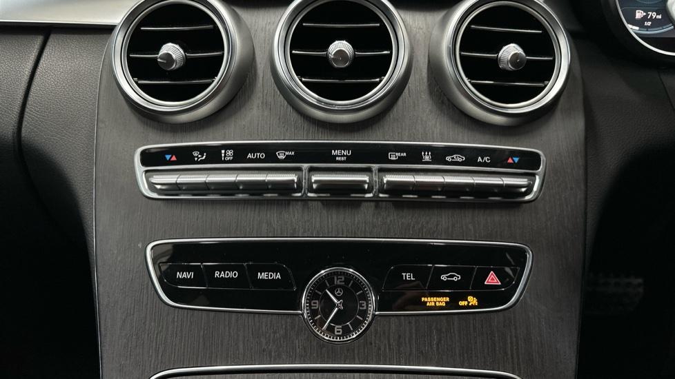 Air Conditioning /Dual Climate Control