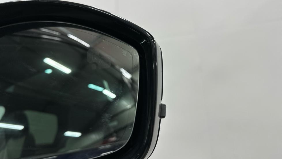 Blind Spot Monitoring System 