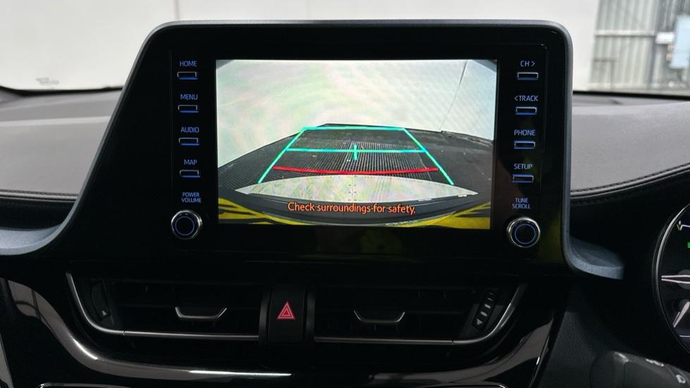 Rear View Camera /Park Pilot 