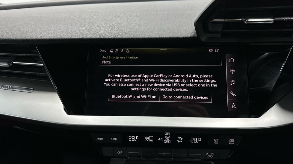 Apple Car Play & Android Auto