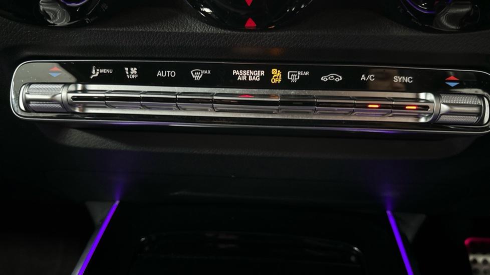 Air Conditioning /Dual Climate Control