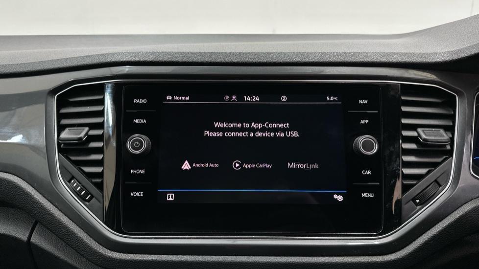 Apple Car Play & Android Auto