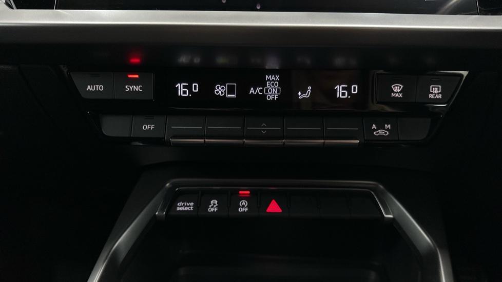 Air Conditioning /Dual Climate Control/Auto Stop Start  