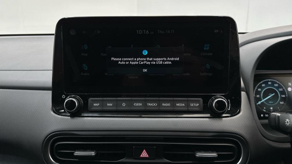 Apple Car Play & Android Auto