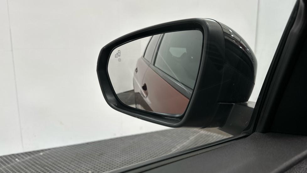 Blind Spot Monitoring System 