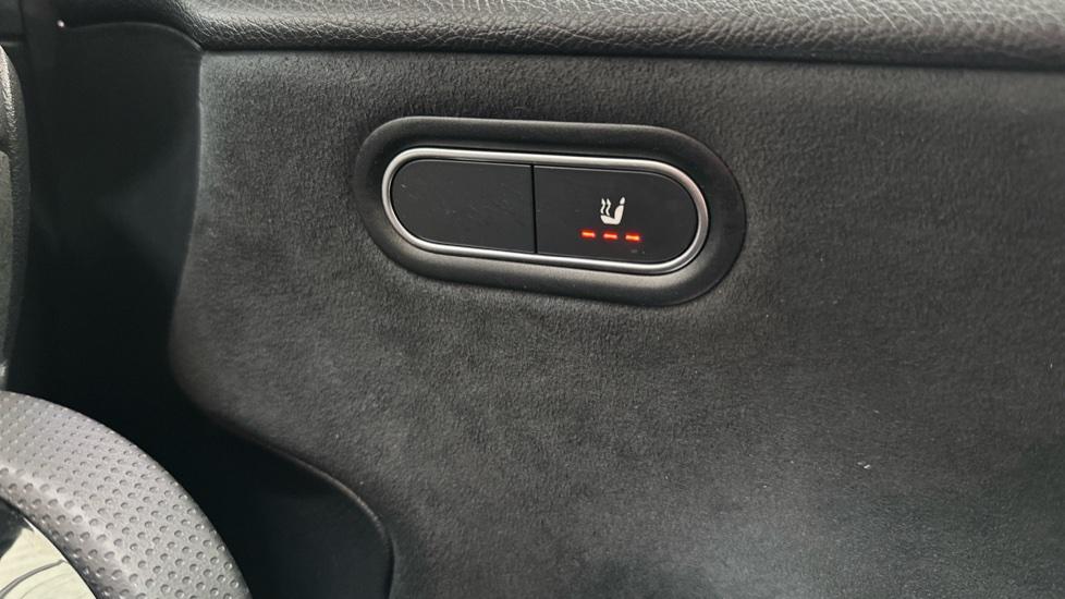 Heated Seats 