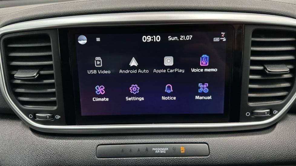 Apple Car Play & Android Auto