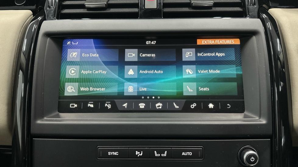 Apple Car Play & Android Auto