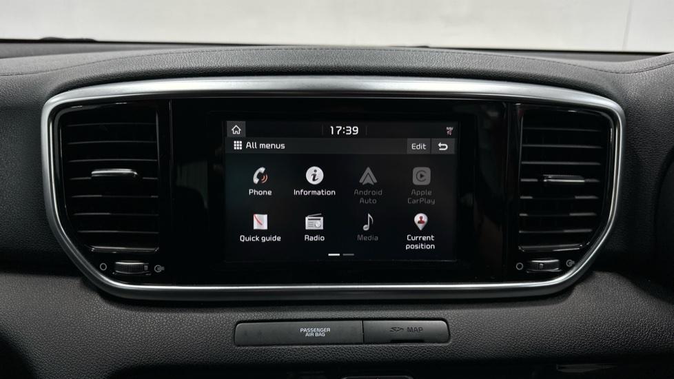 Apple Car Play & Android Auto