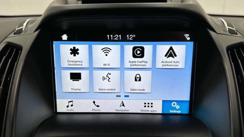 Apple Car Play & Android Auto