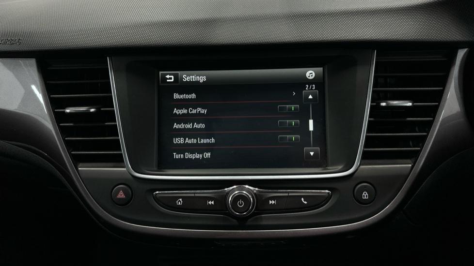 Apple Car Play & Android Auto