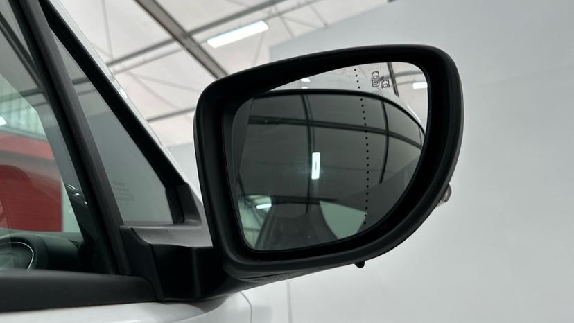 Blind Spot Monitoring System 