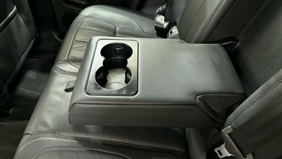 Rear Armrest/ Cup Holder