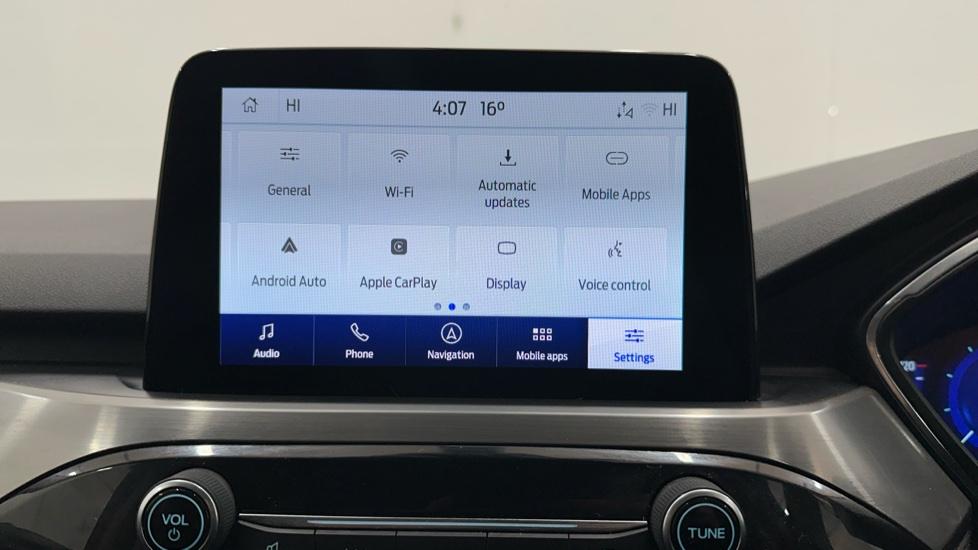 Apple Car Play & Android Auto