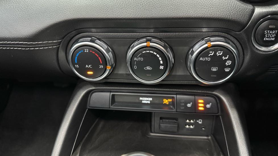 Air Conditioning /Heated Seats 