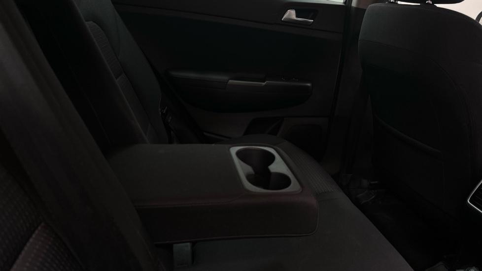 Rear Armrest/ Cup Holder