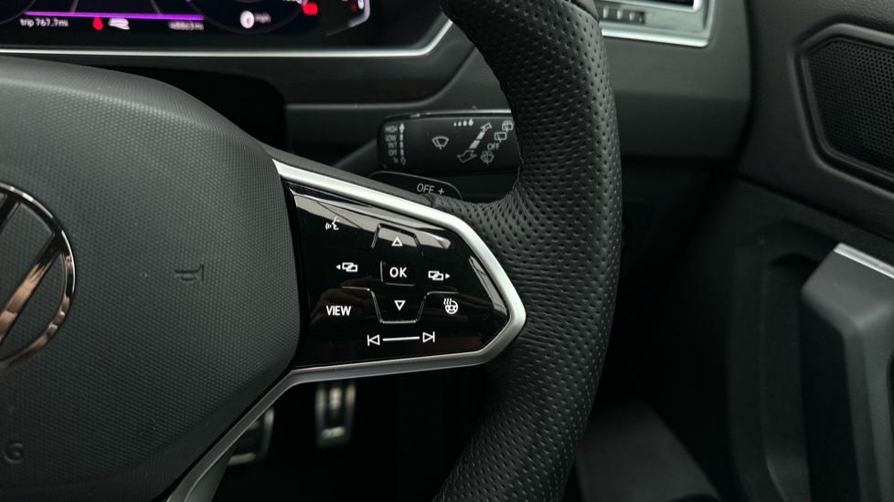 Paddle Shift/Heated Steering Wheel 