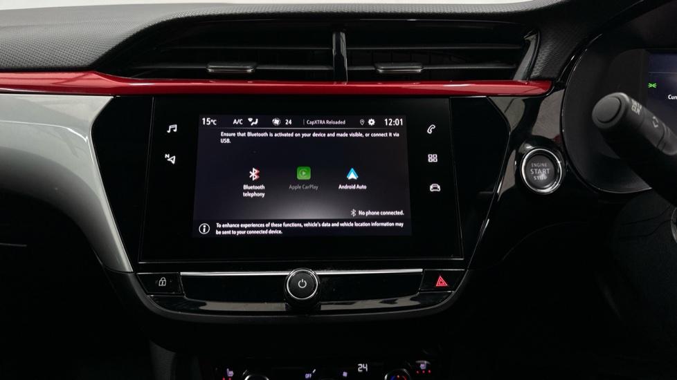 Bluetooth / Apple CarPlay / Android Auto 