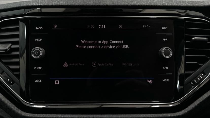 Apple Car Play & Android Auto