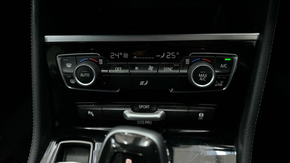 Air Conditioning /Dual Climate Control 