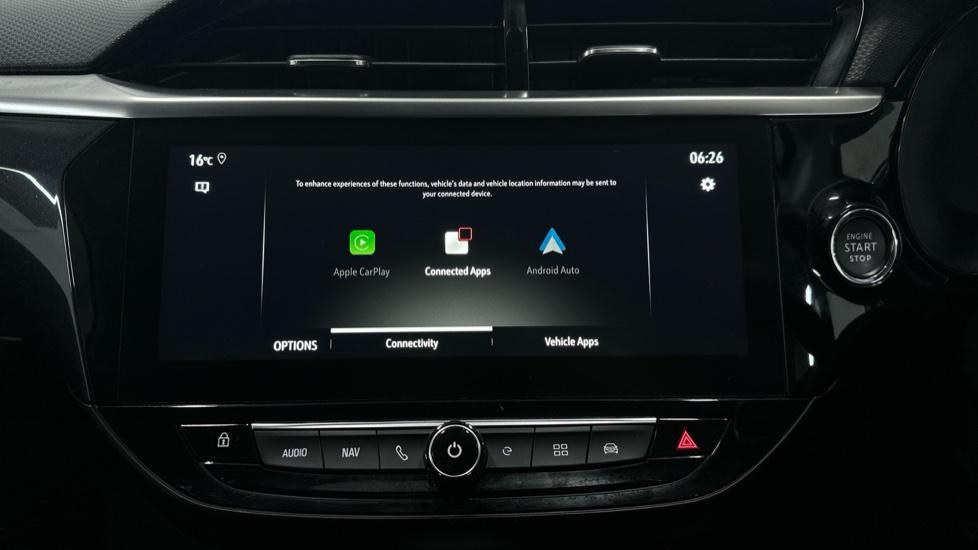 Apple Car Play & Android Auto