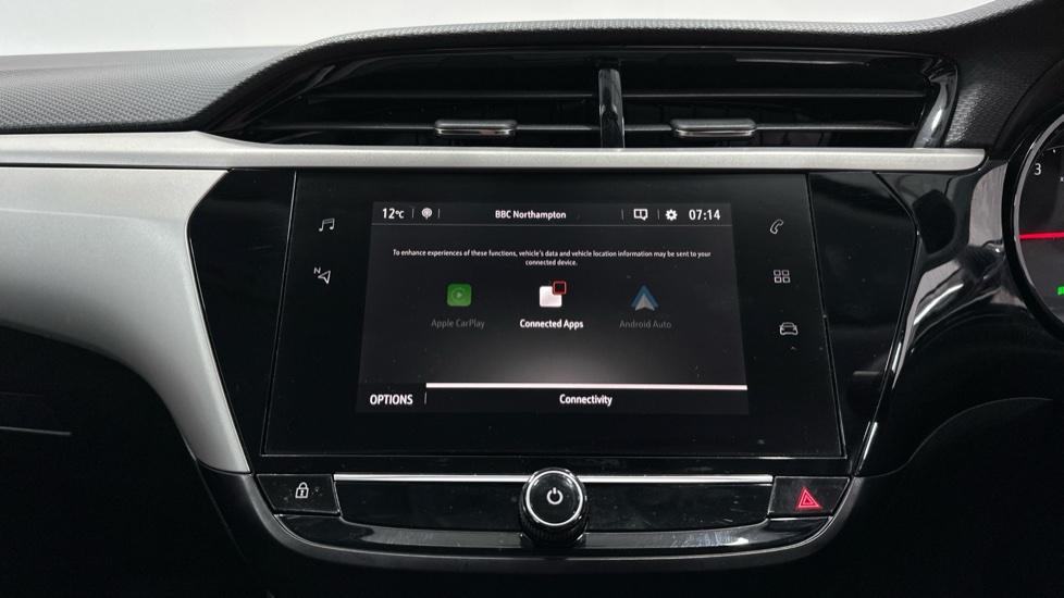 Apple Car Play & Android Auto