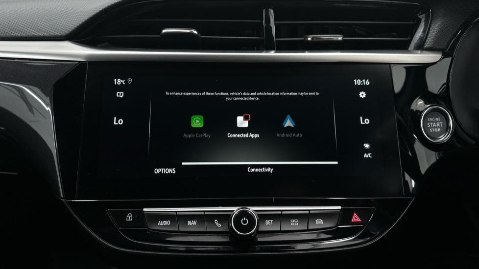 Apple Car Play & Android Auto