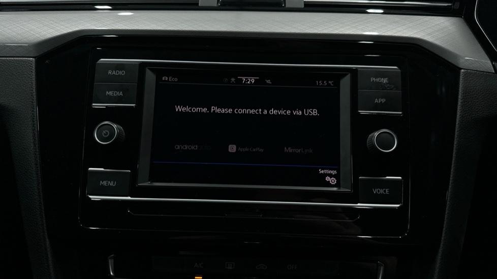 Apple Car Play & Android Auto