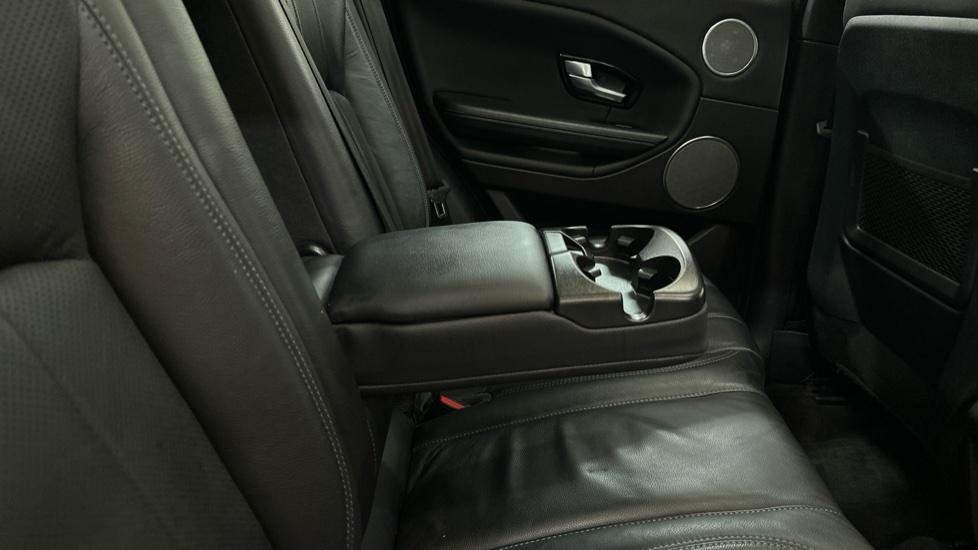 Rear Armrest/ Cup Holder