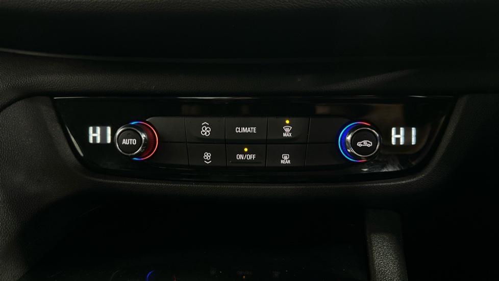 Air Conditioning /Dual Climate Control 