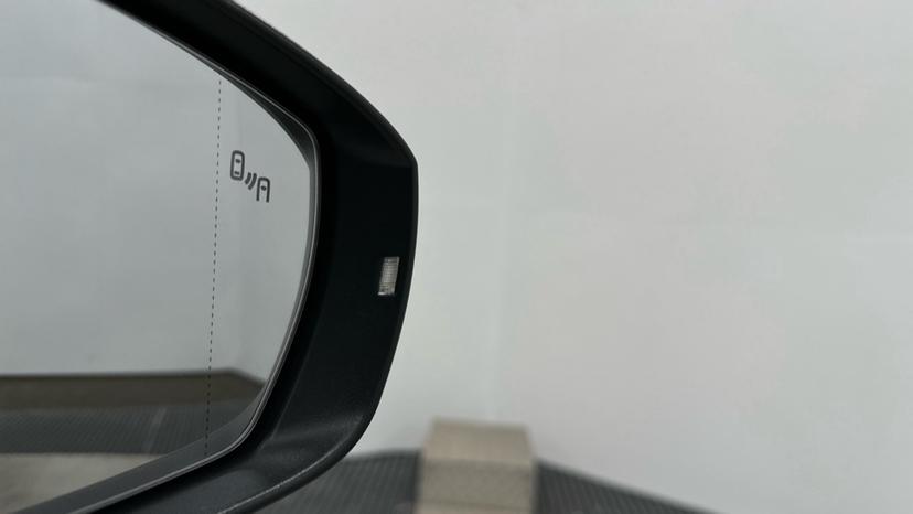 Blind Spot Monitoring System 