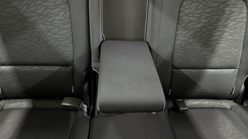 Rear Armrest 