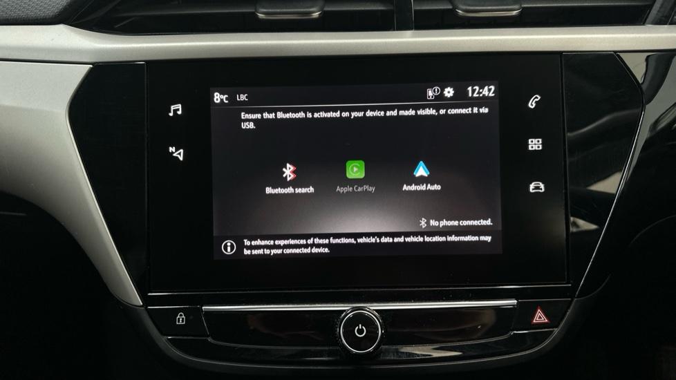 Apple CarPlay/Android Auto/Bluetooth