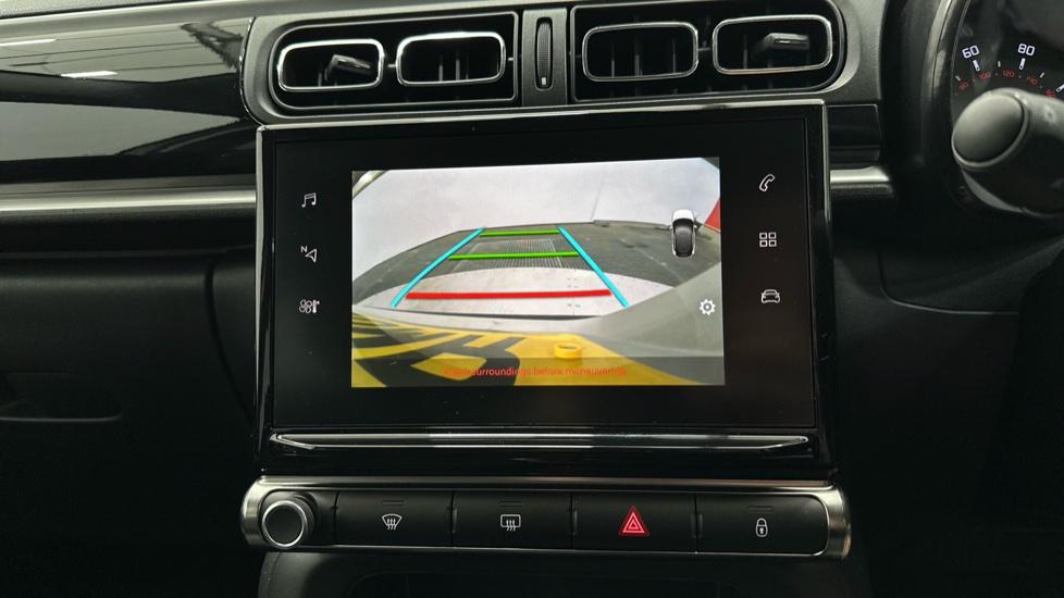 Rear View Camera /Park Pilot 