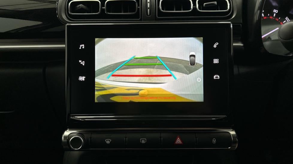 Rear View Camera /Park Pilot 