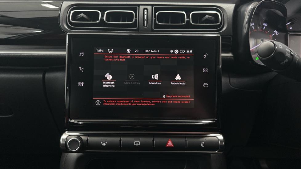 Apple CarPlay / Android Auto / Bluetooth 